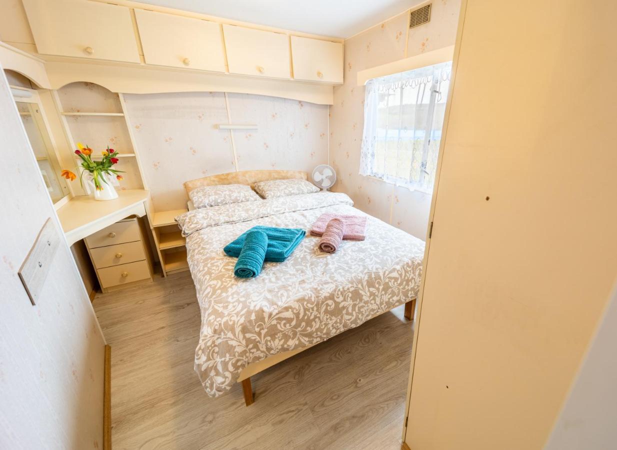 Mobilheim Stella - Vyrovicka Prehrada Villa Vyrovice Екстериор снимка